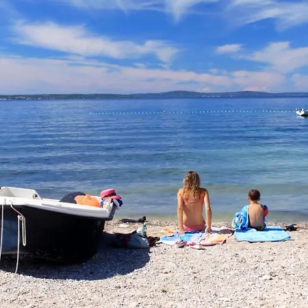 Seaside Luxury With A Swimming Pool Podstrana, Split - 9466