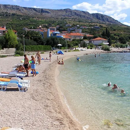Seaside Luxury With A Swimming Pool Podstrana, Split - 9466 וילה