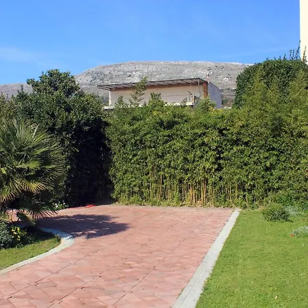 Seaside Luxury With A Swimming Pool Podstrana, Split - 9466 * פודסטראנה
