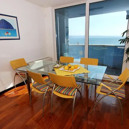 Seaside Luxury With A Swimming Pool Podstrana, Split - 9466 וילה פודסטראנה
