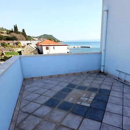 Seaside Luxury With A Swimming Pool Podstrana, Split - 9466